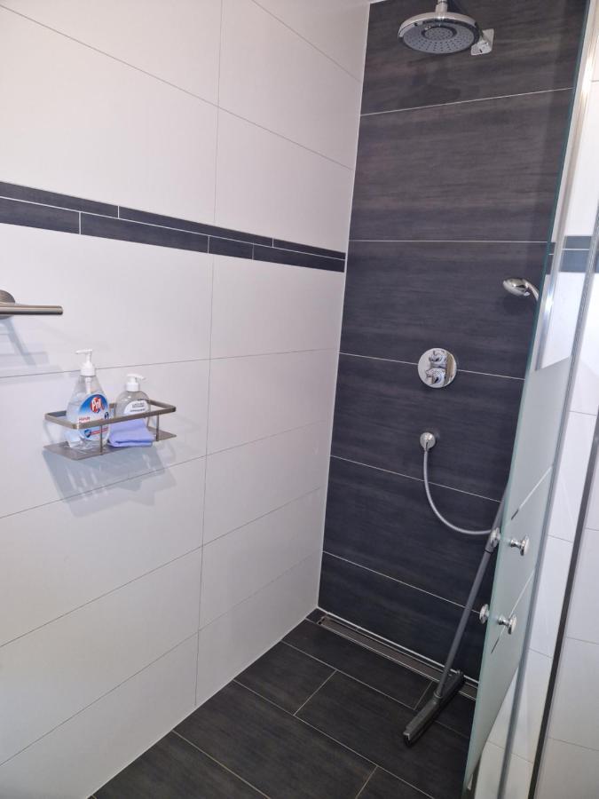 Hochwertige 85Qm-Wohnung In Wuppertal-Vohwinkel エクステリア 写真